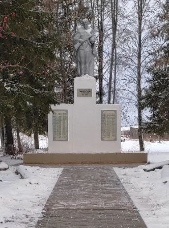 Памятник землякам, погибшим в годы Великой Отечественной войны