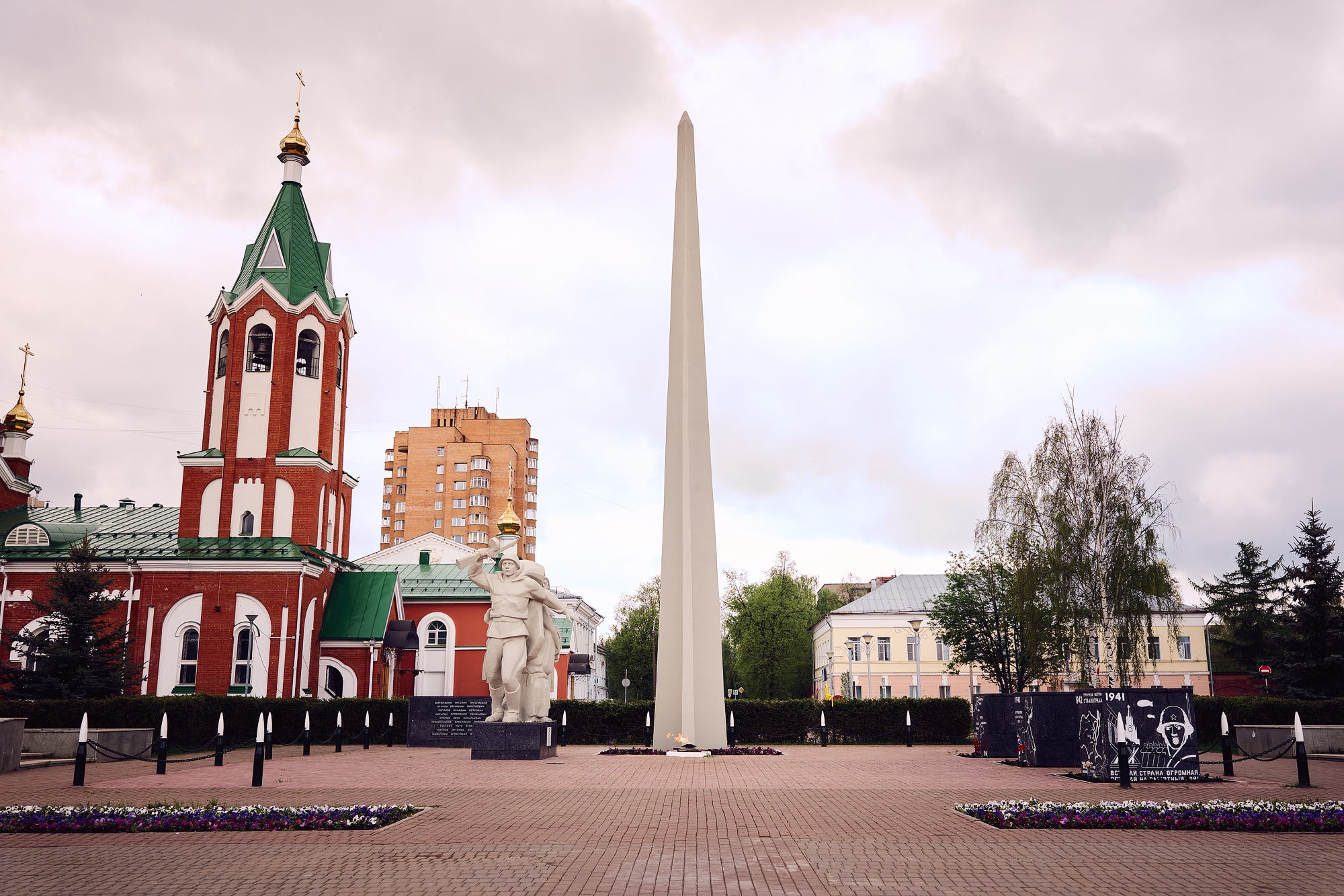 Монумент Победы