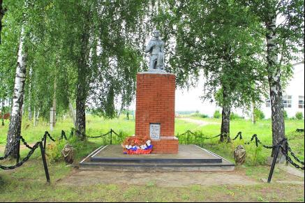 Памятник бойцам, погибшим в годы Великой Отечественной войны 1941-45 гг.