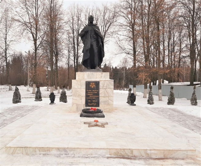 Памятник землякам, погибшим в годы Великой Отечественной войны