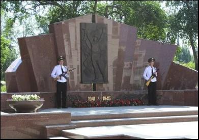 Мемориальный комплекс, посвященный 70-летию Победы в Великой Отечественной войне 