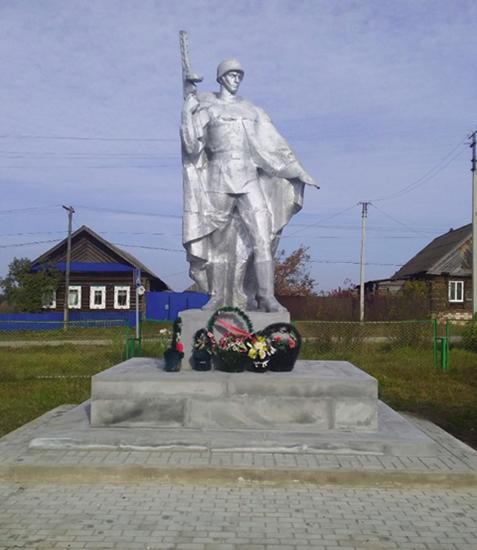 Памятник землякам, павшим в годы Великой отечественной войны 1941-45гг.
