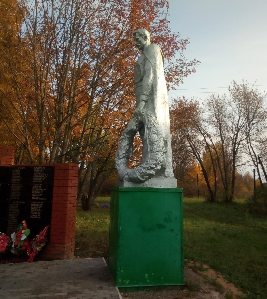 Памятник землякам, павшим в годы Великой Отечественной войны